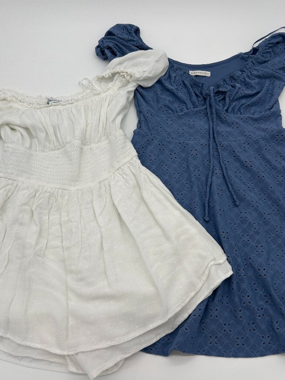 Sundress Lot 2 Size Med Aeropostale Blue Hollister White